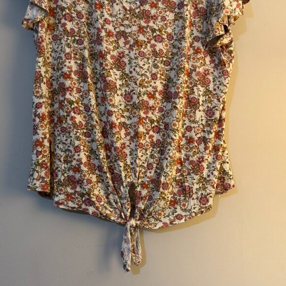 Oak & Trellis Womens Cream Multicolored Floral Tie Front Shirt Top Size 2X - Picture 4 of 5